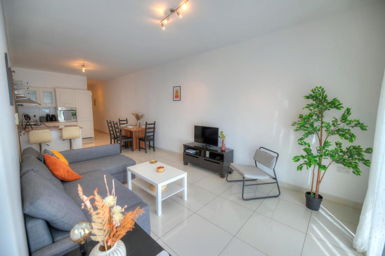Large And Modern 2bedroom With Balcony Glub1-1 Gzira
