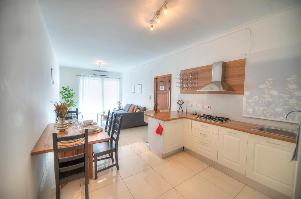 Large And Modern 2bedroom With Balcony Glub1-1